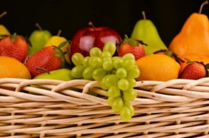 fruit-basket-grapes-apples-pears
