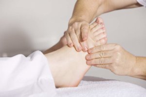 physiotherapy-foot-massage