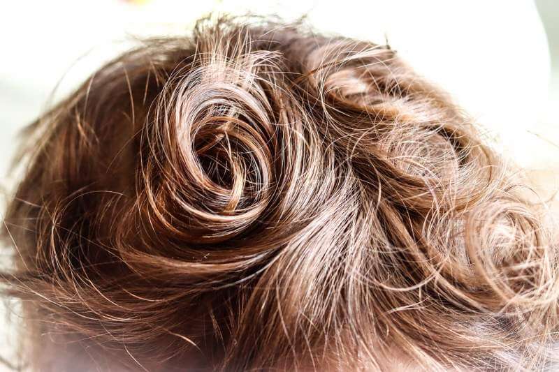 baby-hair-curly-blond-spiral-gold