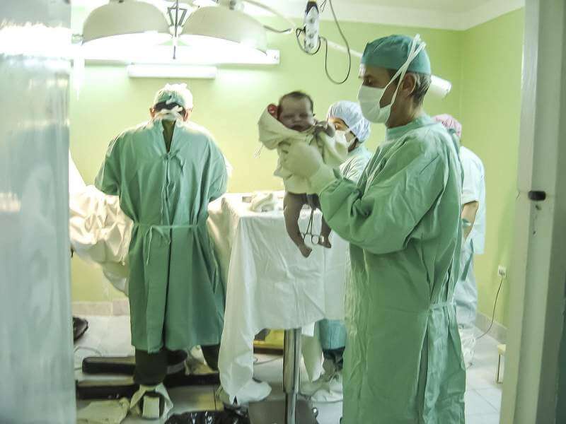 baby-infant-born-hospital-doctor