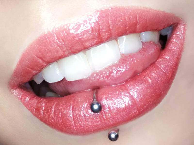 lip-ring-piercing-circular-barbell
