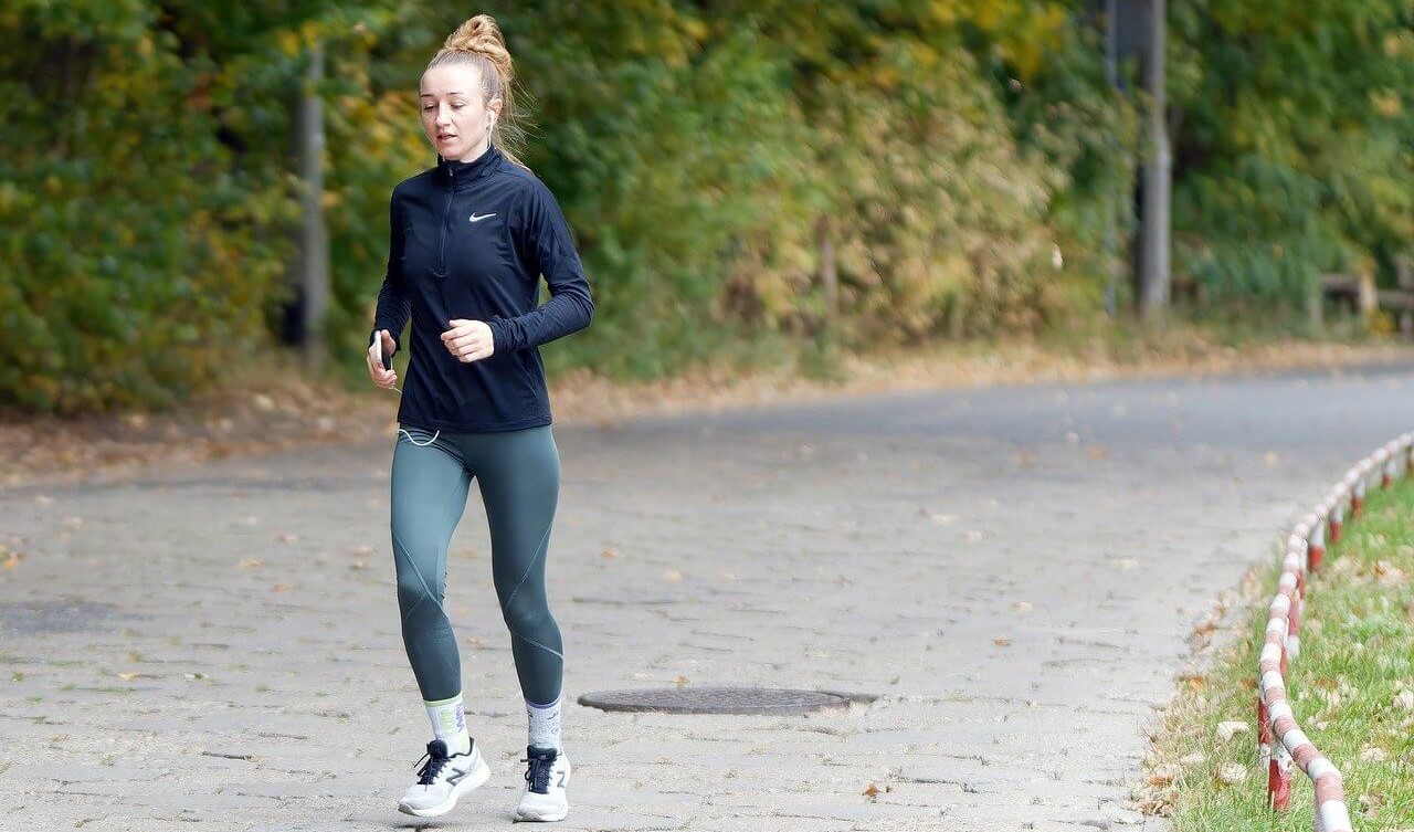 woman-lady-jogging-exercise